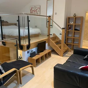 Apartment Stunning 1-bed In, Newcastle upon Tyne