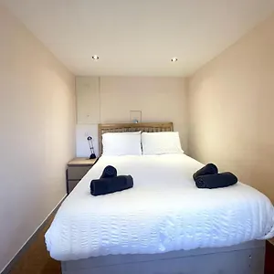  Holiday home Richmond House United Kingdom